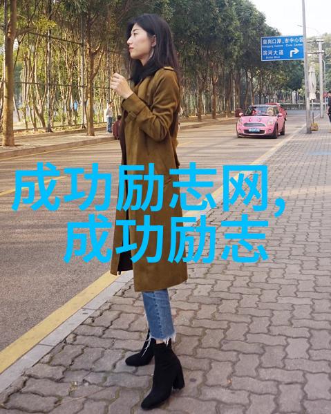 试着把右手绑起来