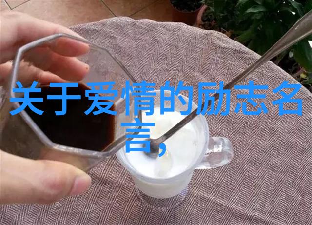 温暖如老的友情贫瘠中也散发着卡片般珍贵的关怀