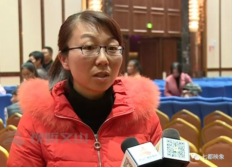校园励志小品剧本4人_激人奋进的七个经典励志故事_中国最励志的人