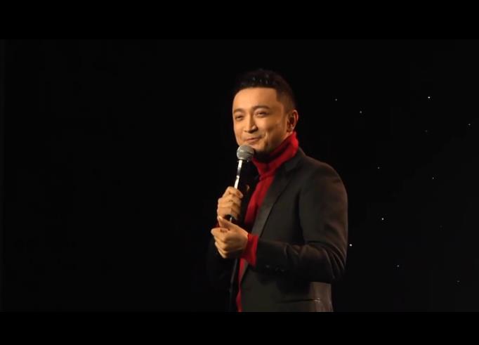 尼格买提：趁年轻,多谈几场轰轰烈烈的